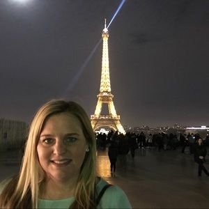 Meet your Posher, Della